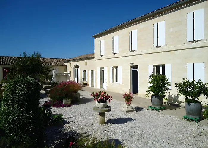 La Roseraie 住宿加早餐酒店 2*