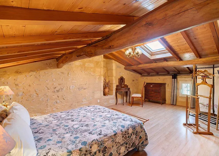 La Roseraie Bed & Breakfast Saint-Émilion