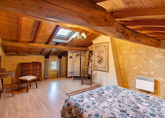 La Roseraie Bed & Breakfast 2*