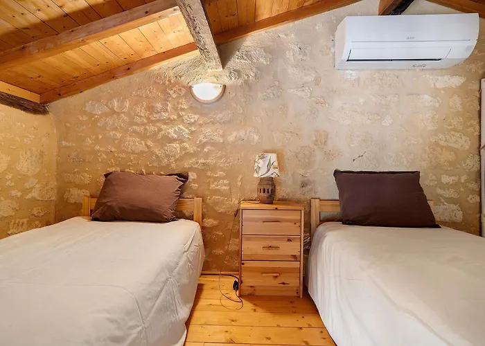 La Roseraie Bed & Breakfast